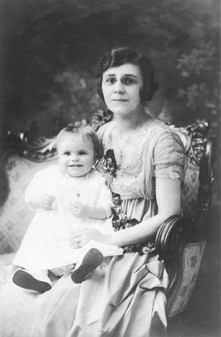 With Baby Janice in 1919